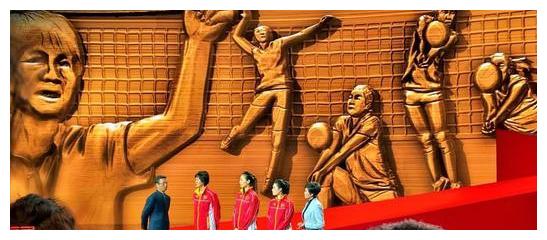 祝贺!中国女排第四次荣获感动中国人物,网友:你们实至名归