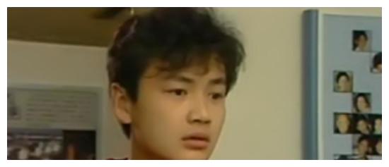 杨晓宁也没有辜负导演的希望,非常成功地表现了阳光少年的情感和性格