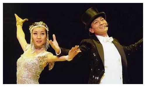 刘德华伴舞赖文慧:谁不爱呢?只要他原意,我可以一辈子