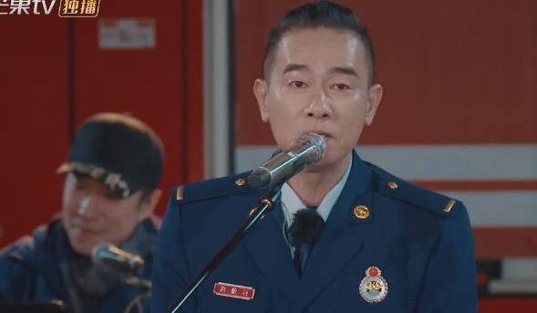 陈小春张智霖催泪合唱真的英雄站长手写信破防了