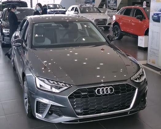 2020款奥迪a4l图片,2019款奥迪a4l 到店实拍全新2020款奥迪a4l!轴距2908mm配运动座椅 流水转向灯