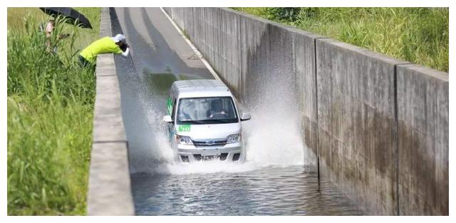 暴雨频发之下,老生重提的电池安全问题