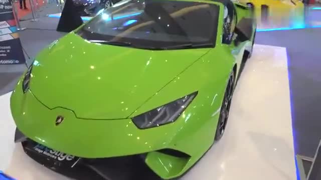 车型鉴赏，车展实拍兰博基尼敞篷Huracan，颜值爆表！