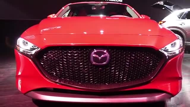 车展实拍全新马自达3汽车内部细节，舒适大气，运动感十足