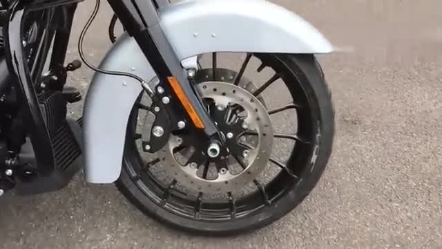 车型鉴赏,实拍哈雷大道滑翔,外观