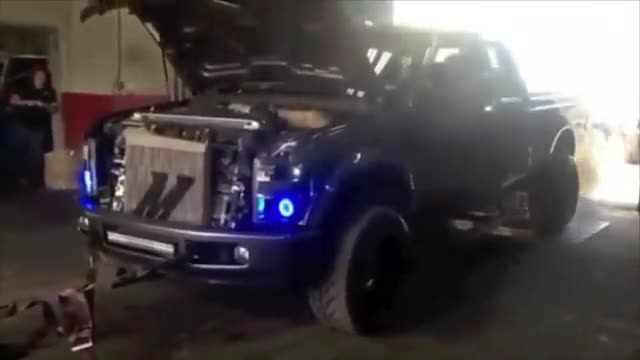 各种性能车展示，你喜欢那一款