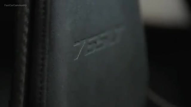 迈凯伦765LT国外实拍展示，优雅的