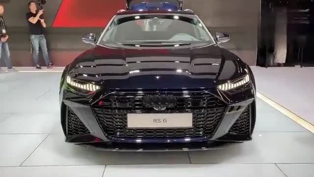 盛气凌人很牛的旅行车，2020款奥迪R