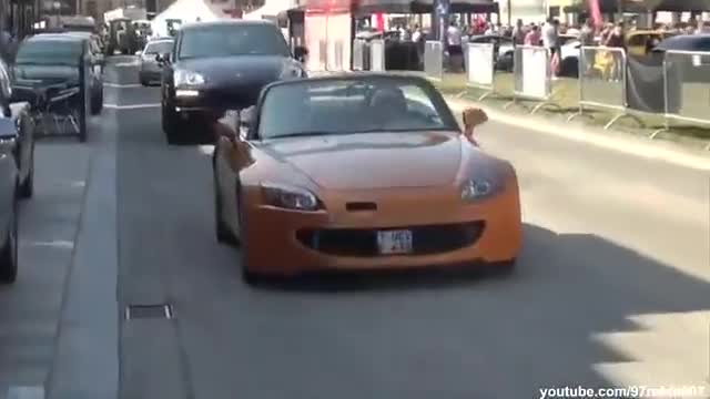 实拍国外外观设计年轻的超跑，你