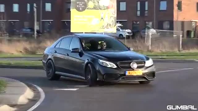 性能跑车海外实拍，BRABUS650奔驰