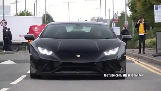 外媒街拍帅气跑车展示，你喜欢么