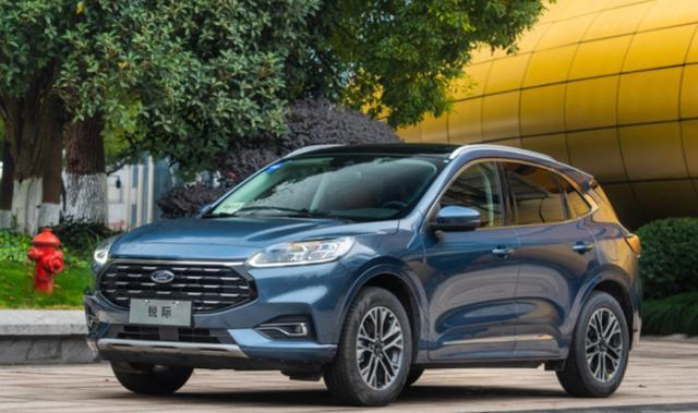 昔日的2.0T神机，如今只要18万起，6.7秒破百还免费保养