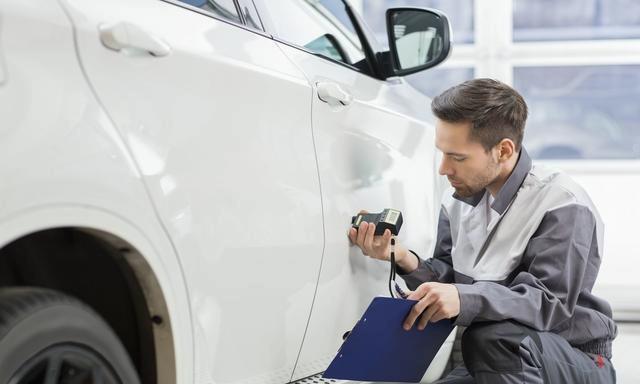 收下这六个保养汽车的小技巧，让你的爱车少进修理厂