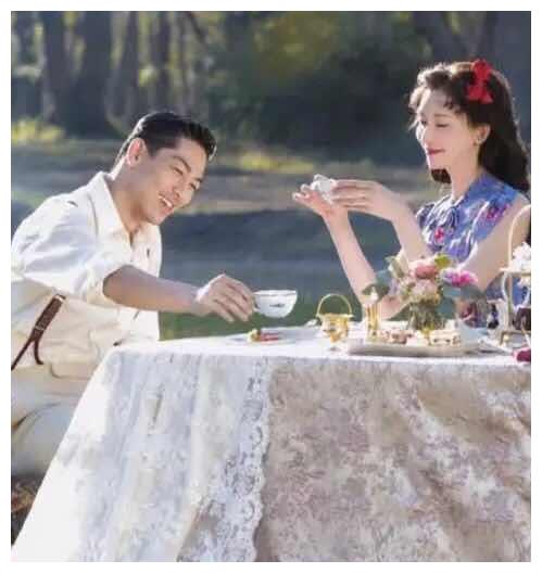 有种“整容”叫林志玲婚后8个月,烫羊毛卷扎蝴蝶结,真的45岁?