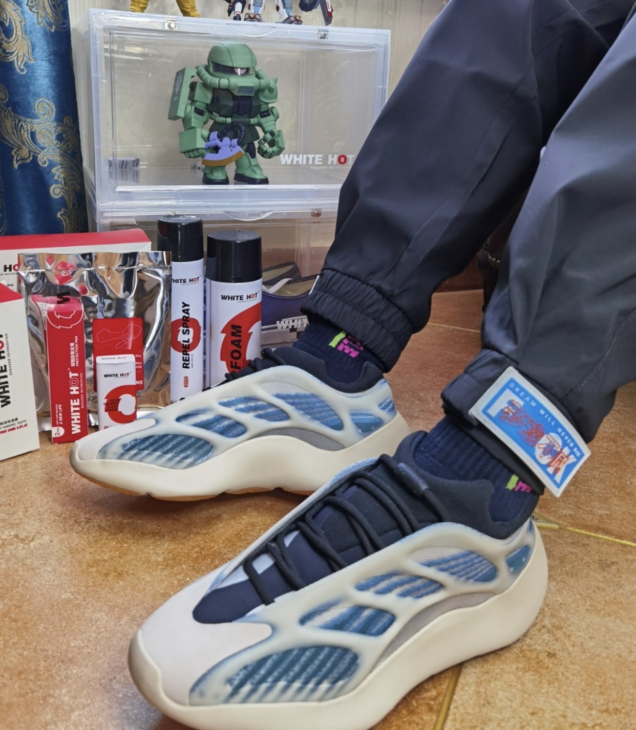yeezy700v3,千万别穿假椰子700 yeezy 700 v3"kyanite"蓝晶石