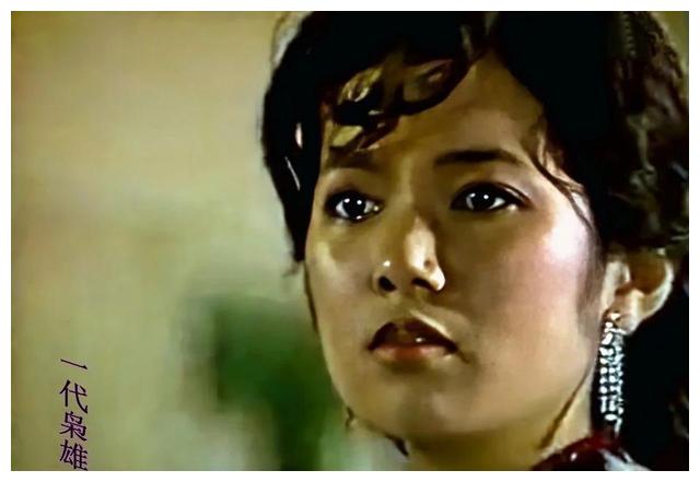 86版《一代枭雄》莫荣贞,香港上海合拍,主题曲是"华筝
