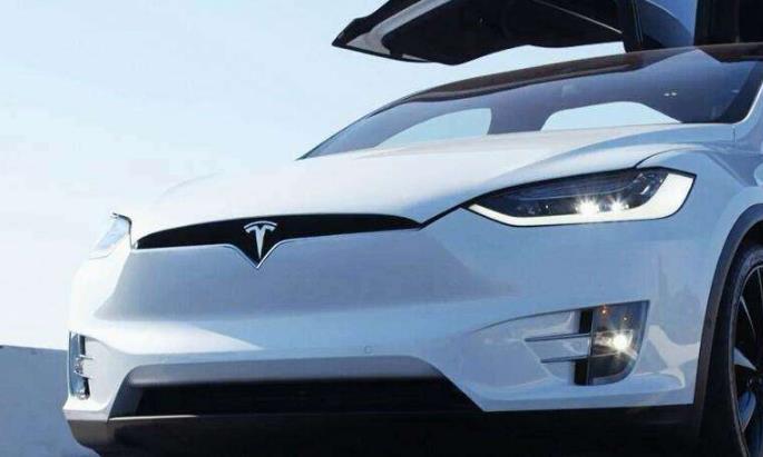 拆开特斯拉，看见七千节5号电池车主懵了：这就是所谓领先技术？