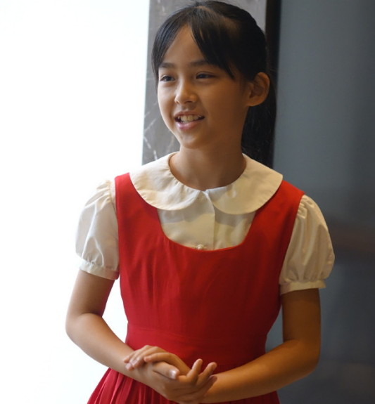 内地小童星樊雨洁,甜美可爱,长大后又是个美人坯子