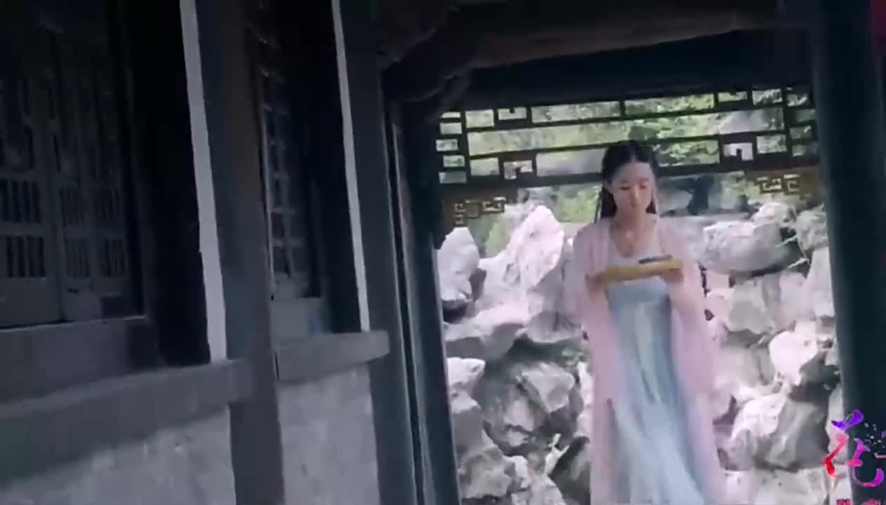 花千骨对白子画的感情遇到了阻碍,但白子画的心里却是异常的担心