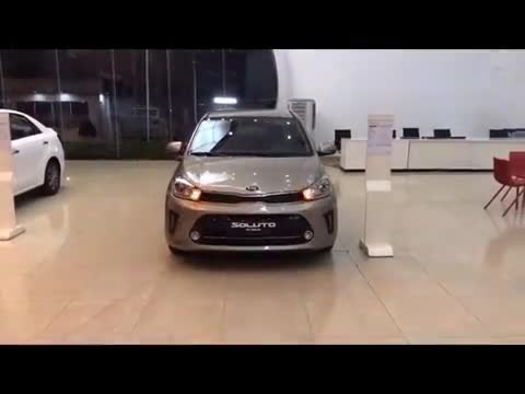 起亚全新家轿，2019款起亚Soluto到店实拍，看看是你喜欢的吗