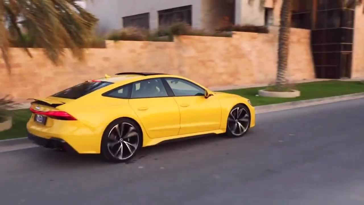 奥迪RS7全新维加斯黄色40TV8，这可能是目前最酷的新款RS7。