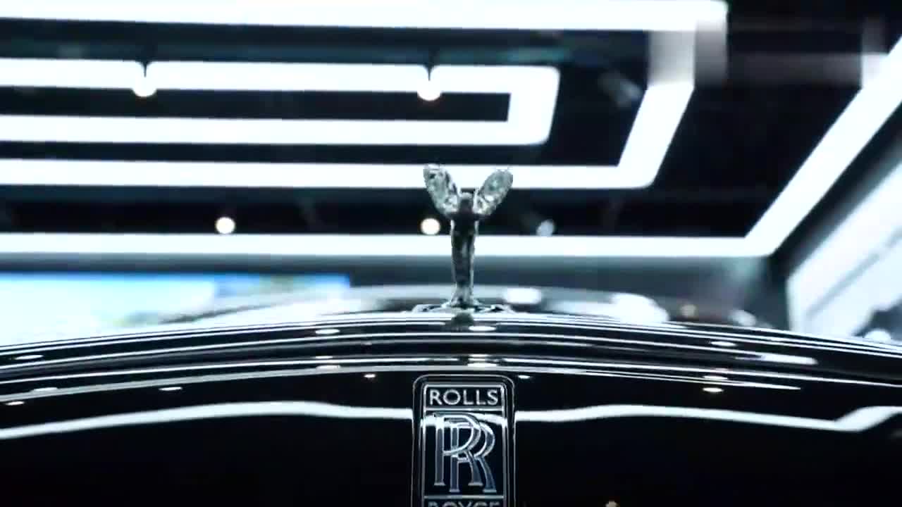 汽车界的无冕之王，邂逅劳斯莱斯库里南BlackBadge