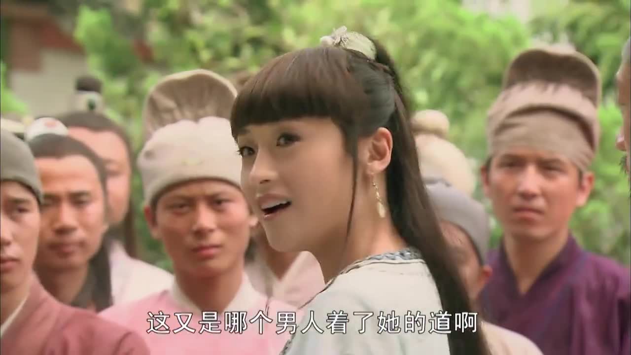 白蛇后传:鲍仁重见小青,不想却是认错了人,被围殴至