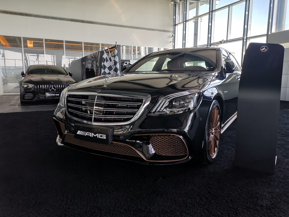 奔驰 S65L AMG 典藏版 黑外/黑内