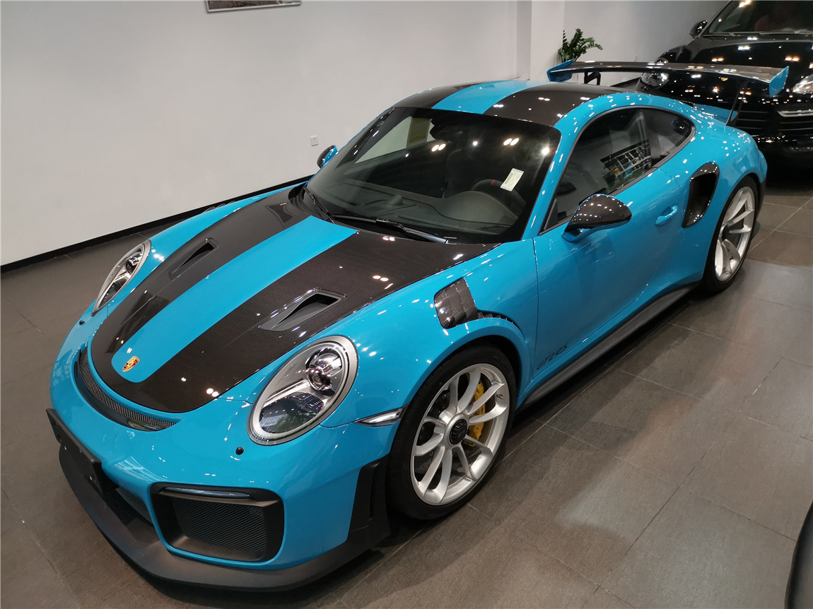 保时捷 911 gt2 rs 迈阿密蓝黑内