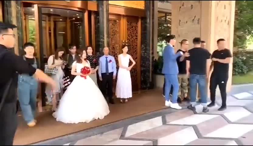 保时捷帕拉梅拉婚车