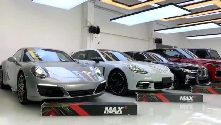 店里每天都像办车展，MAX自愈科技