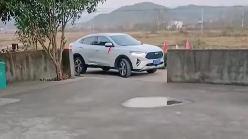 刚给儿子提的新车，很多人都支持国产车，我二话没说就买下了