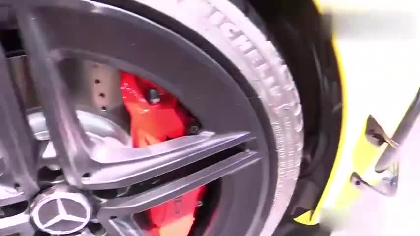 2020款全新奔驰AMGA45S