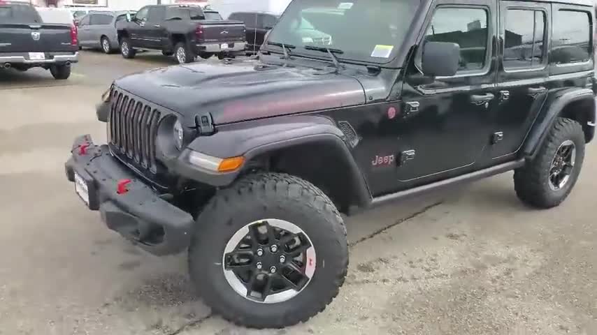 2020款吉普牧马人实车展示，看到这霸气颜值和内饰，我彻底心动了