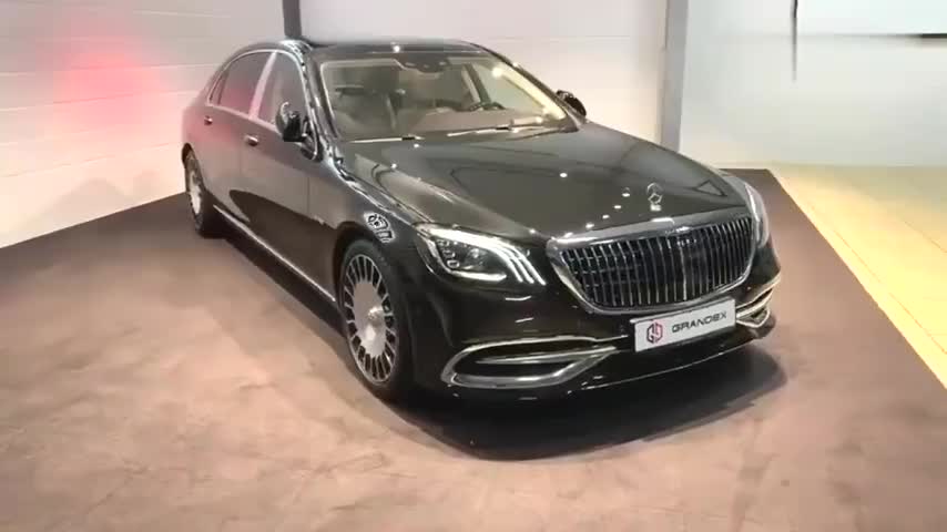 迈巴赫s680落地价,迈巴赫s680图片 奔驰迈巴赫s680霸气亮相全方位展示后你就明白有多豪华