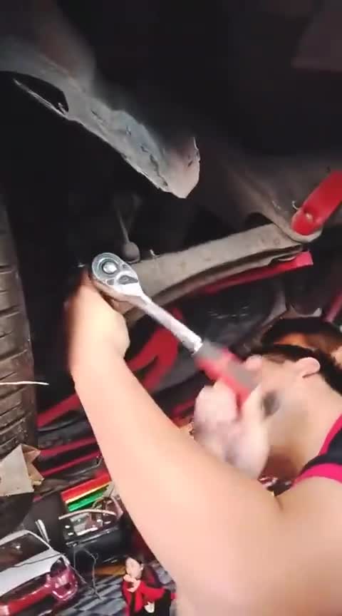 爱车养护底盘检查