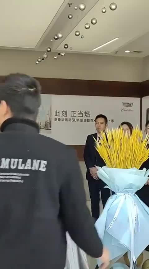 凯迪拉克CT5操控怎么样？车主实拍