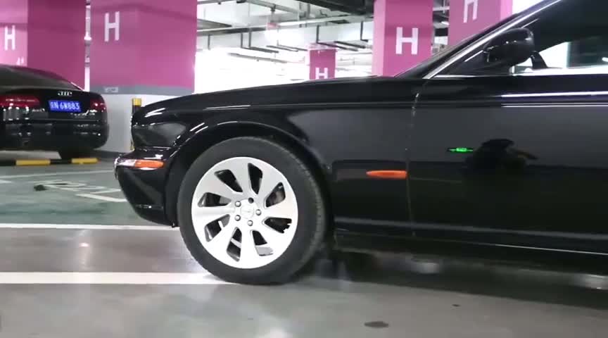 017期：二手车市最保值的捷豹XJ8是