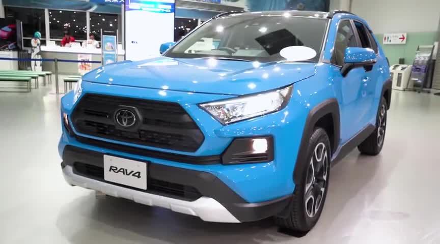 2020款丰田RAV4Adventure版，外观和内饰实拍