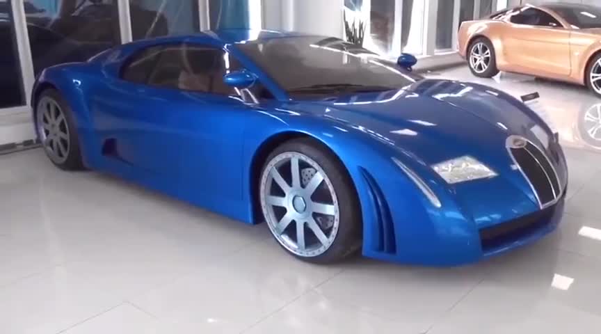 1999年布加迪概念车出现，此后布