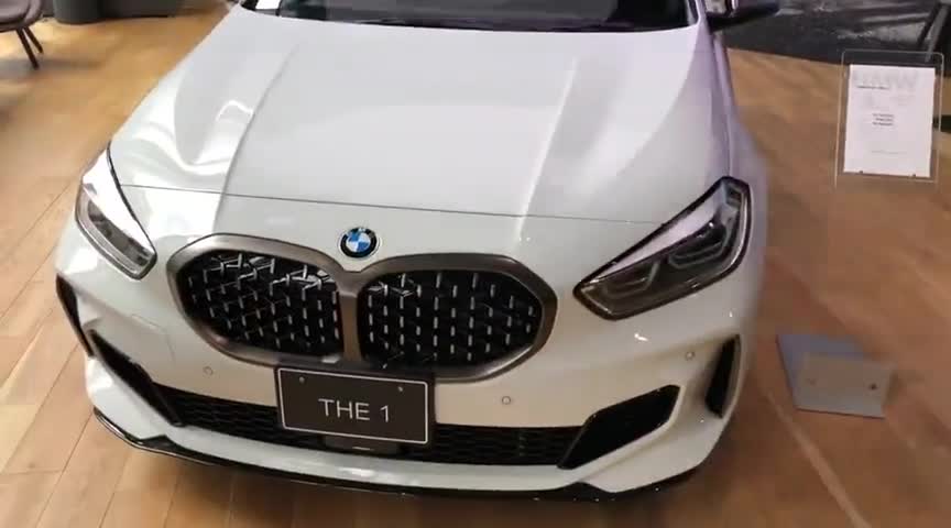 2020款宝马1系M135i，外观和内饰实拍
