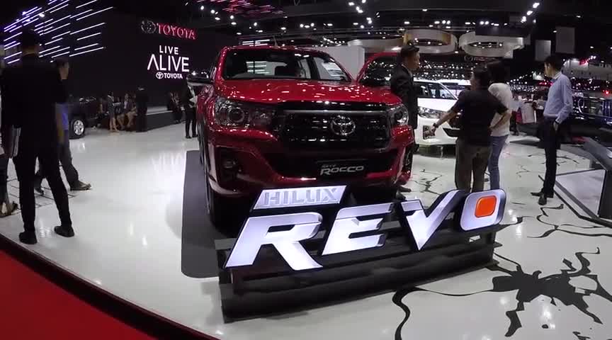 实拍2020款丰田海拉克斯REVO，颜值爆表，不要太喜欢！