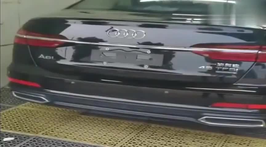 男友送我的全新奥迪A6L，按下钥匙霸气了！把你们羡慕坏了吧？