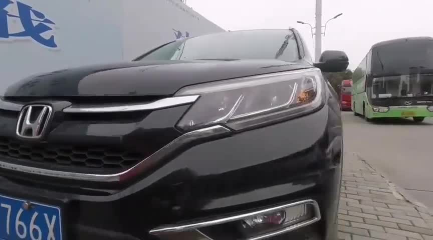 本田CR-V前脸酷炫凶悍造型稳健