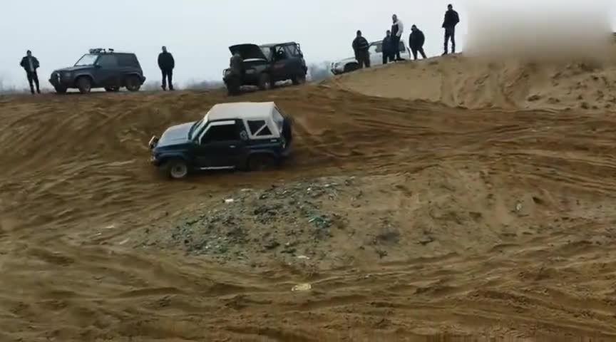 铃木维特拉野外玩儿车实拍