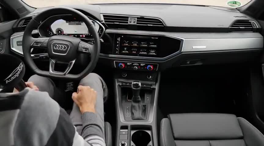 奥迪q3sportback内饰,奥迪Q3Sportback 细节功能展示奥迪q3sportbacksline15tfsimhev