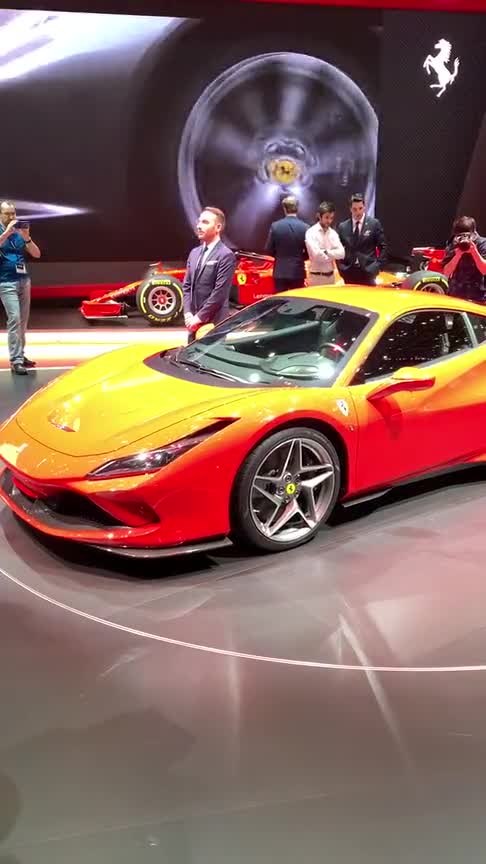 全新法拉利F8，采用488Pista的发动机，这下兰博基尼该心急了！