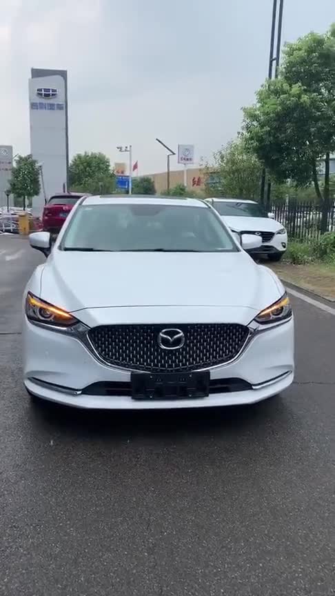 全新东瀛“宝马”，满天星中网设计，雅阁和凯美瑞彻底无奈了！