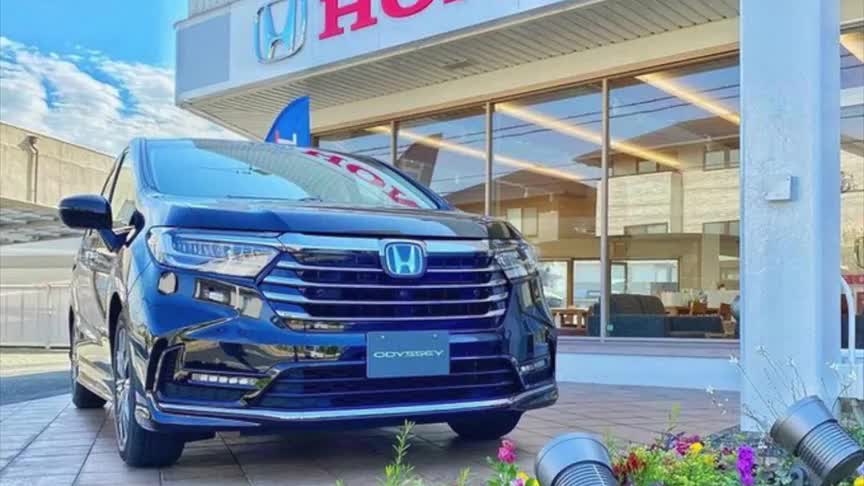 本田新款奥德赛到店实拍搭2.4L引擎配熏黑轮毂