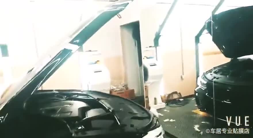 宝马GT6系全车隐形车衣加班中